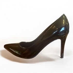 Marc Fisher Darren Black Stiletto Heels Size 8.5M‎